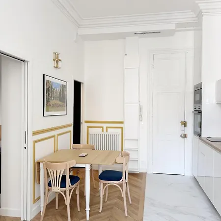 Richelieu Charm Center Of * París