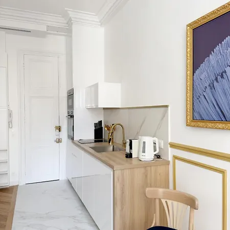 Richelieu Charm Center Of Apartamento *